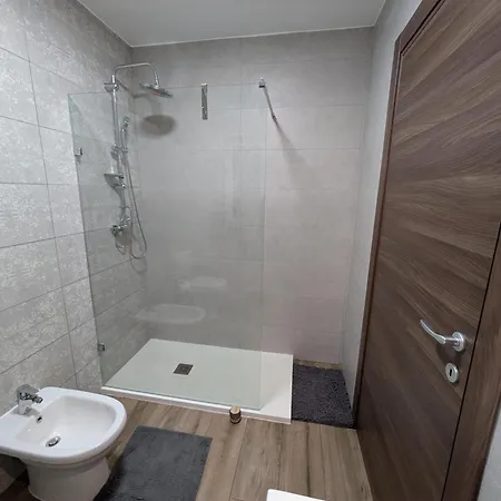 Апартаменты Harbour Haven Maisonette